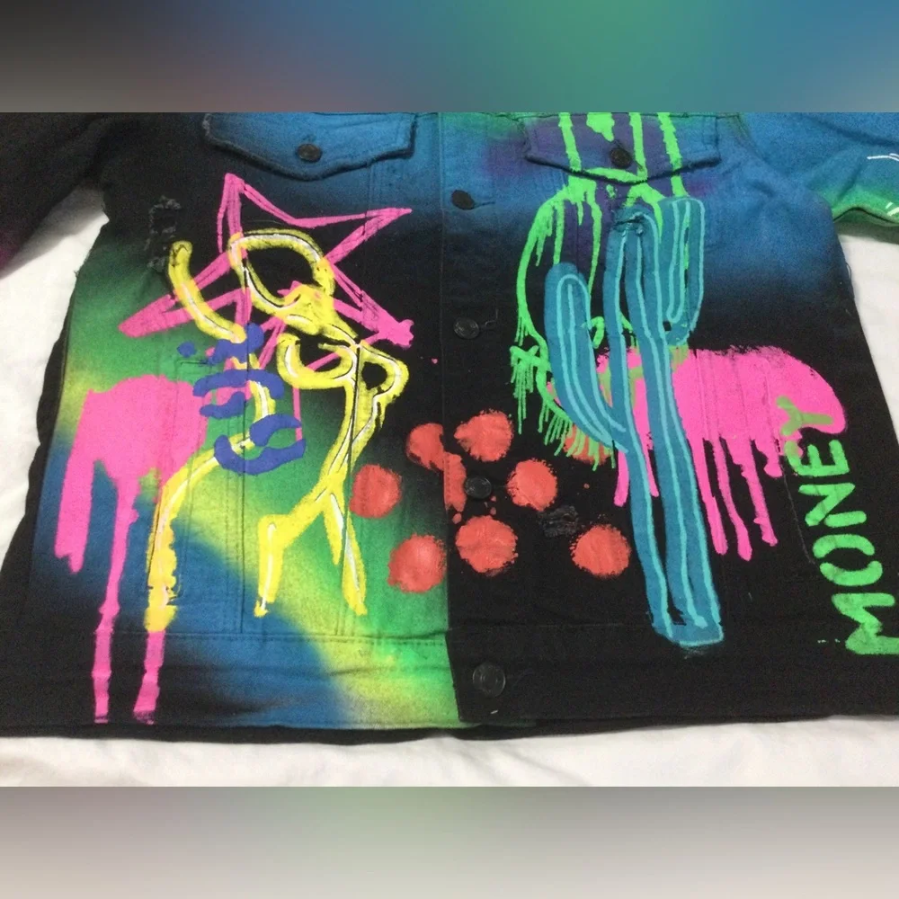 Mackeen Painted Distressed Men’s Graffiti Denim Jacket Size M - Picture 4 of 11